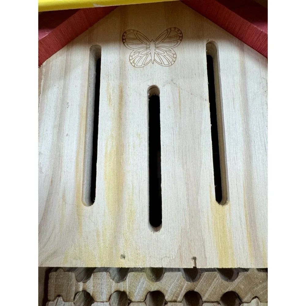 Bambeco Native Bee Barn Hotel Mason House Butterfly Shelter Non Stinging NIB FSC